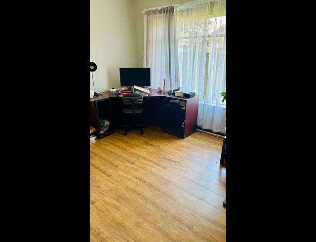 3 BEDROOM HOUSE FOR SALE IN VANDERBIJLPARK SE 2